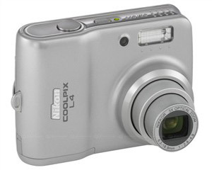 ῵Coolpix L4