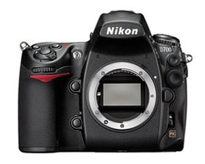 ῵D700