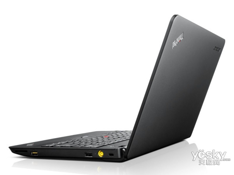 ThinkPad X121e 3051L11