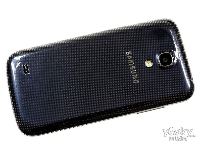 三星galaxy s4 mini 双模lte版 整体外观 第7张(共20张)