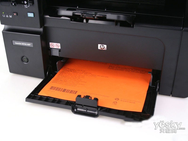 ���� LaserJet Pro M1136