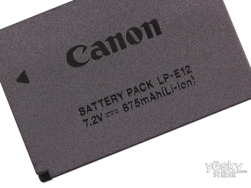 ����EOS M2�׻�(EF-M 18-55mm��90EX�����)