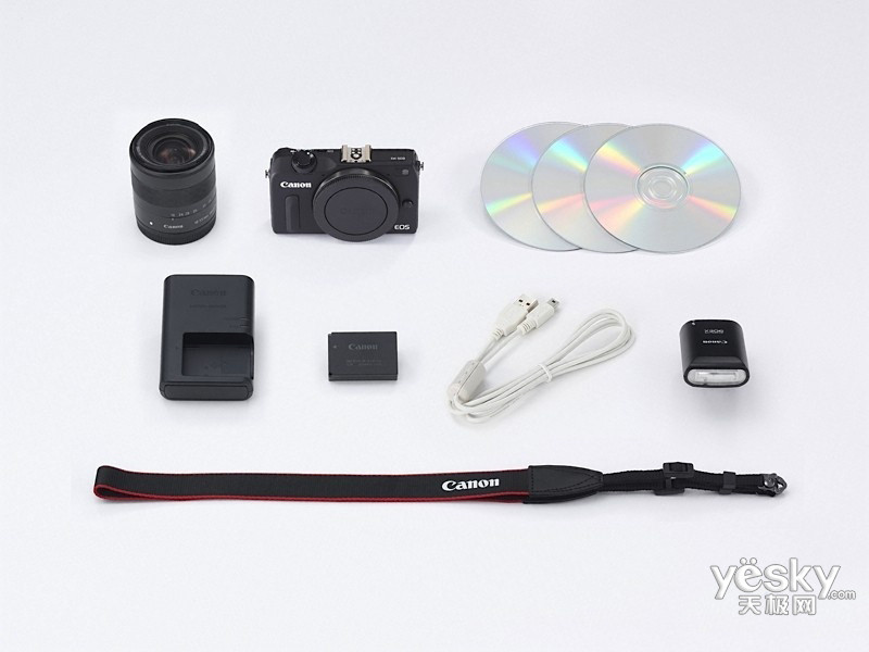 ����EOS M2�׻�(EF-M 18-55mm��90EX�����)