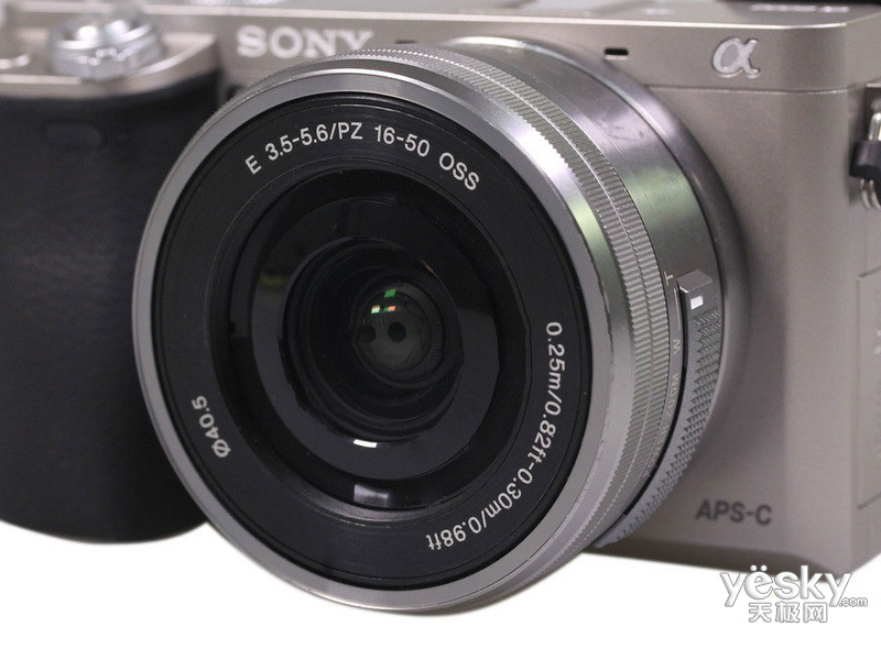 ����ILCE-6000�׻�(E PZ 16-50mm��E 50mm)