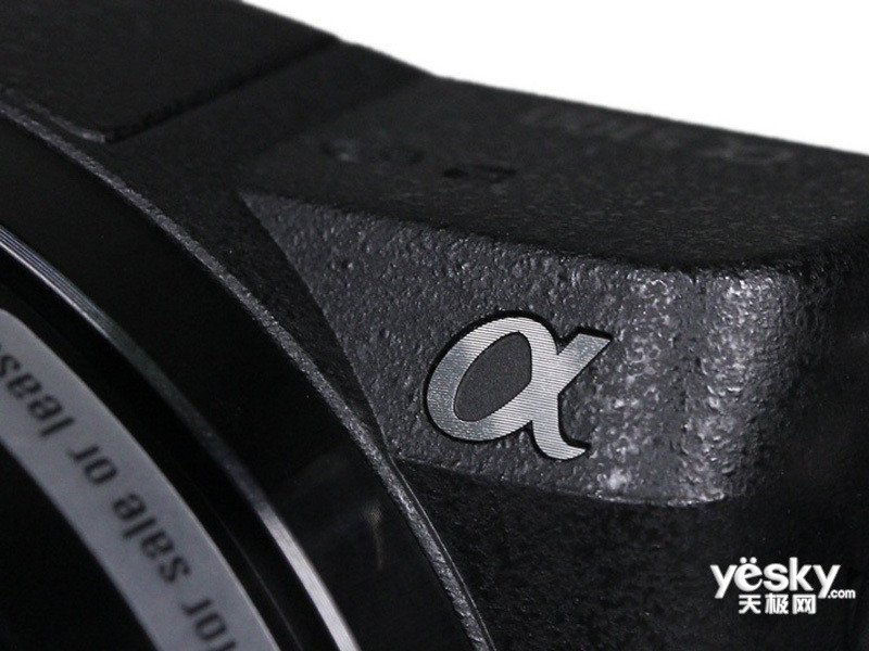 ����ILCE-5100L