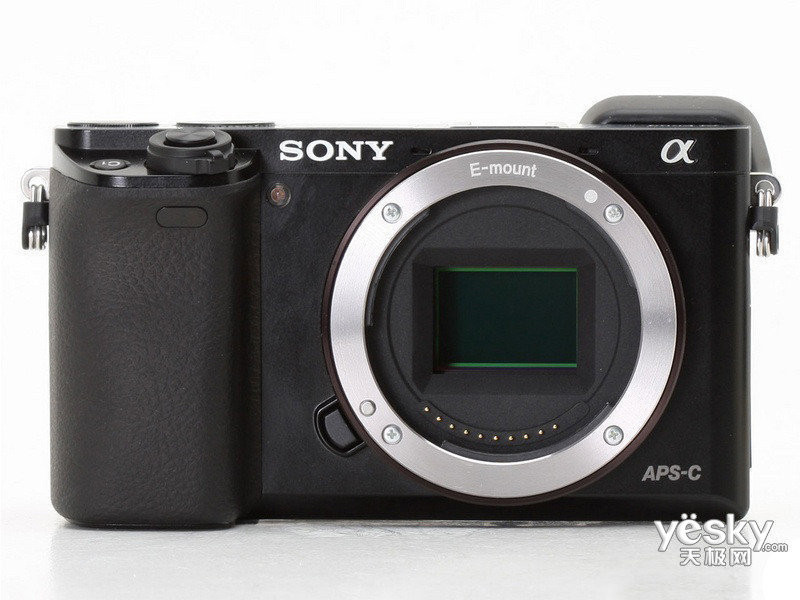 ����ILCE-6000�׻�(E PZ 16-50mm��55-210mm)