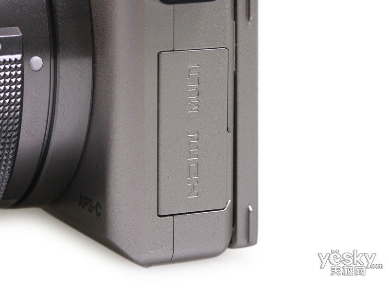 ����ILCE-6000�׻�(E PZ 16-50mm��55-210mm)