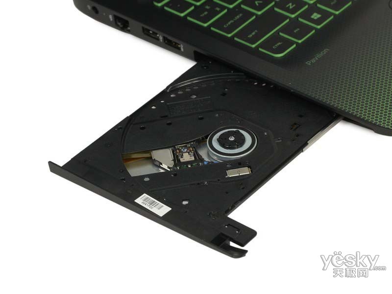 ����Pavilion Gaming NB 15-ak002TX