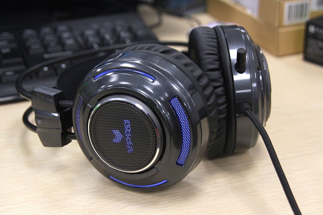 雷柏vh600虚拟7.1声道rgb游戏耳机