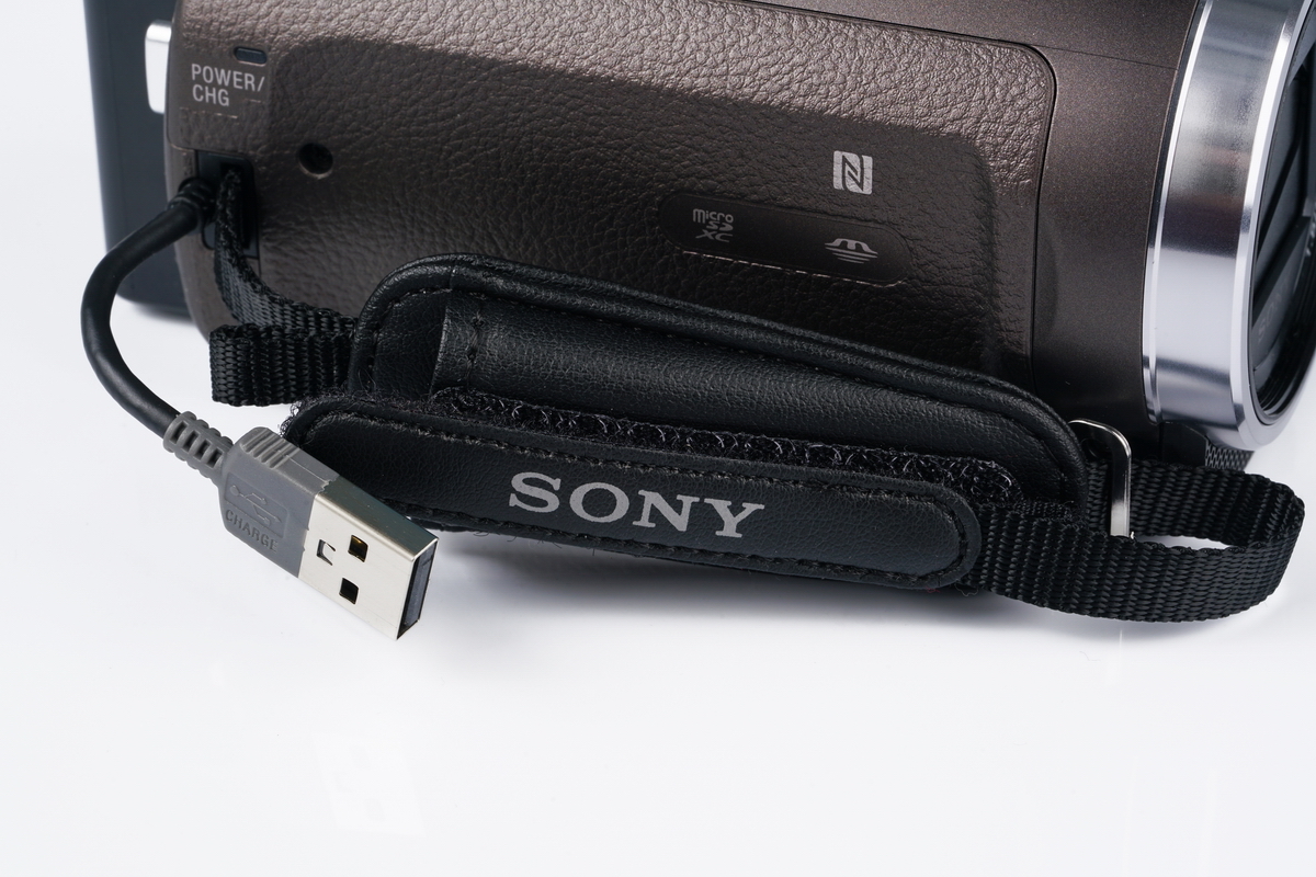 ����HDR-CX680