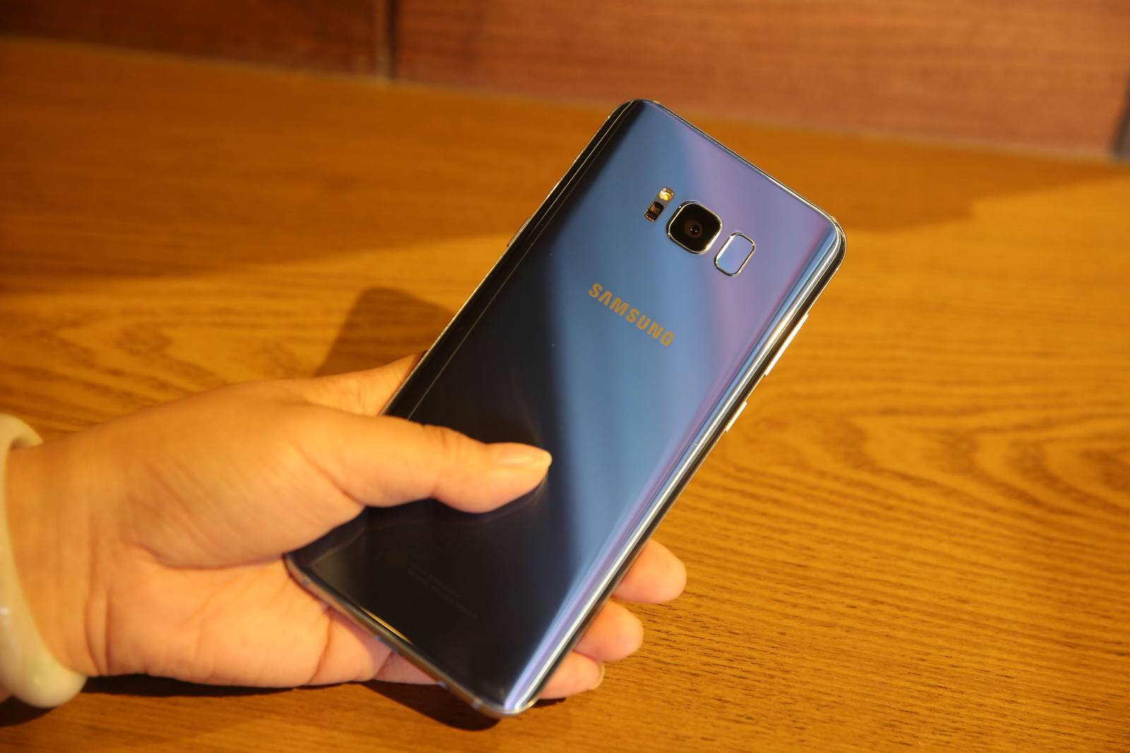 ����GALAXY S8(˫����/64GB/˫4G)