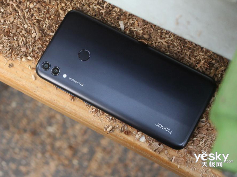 荣耀畅玩8c(32gb/全网通)