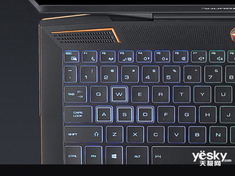 ������911 Pro(i7 9750H/16GB/256GB+1TB/GTX 1660Ti)