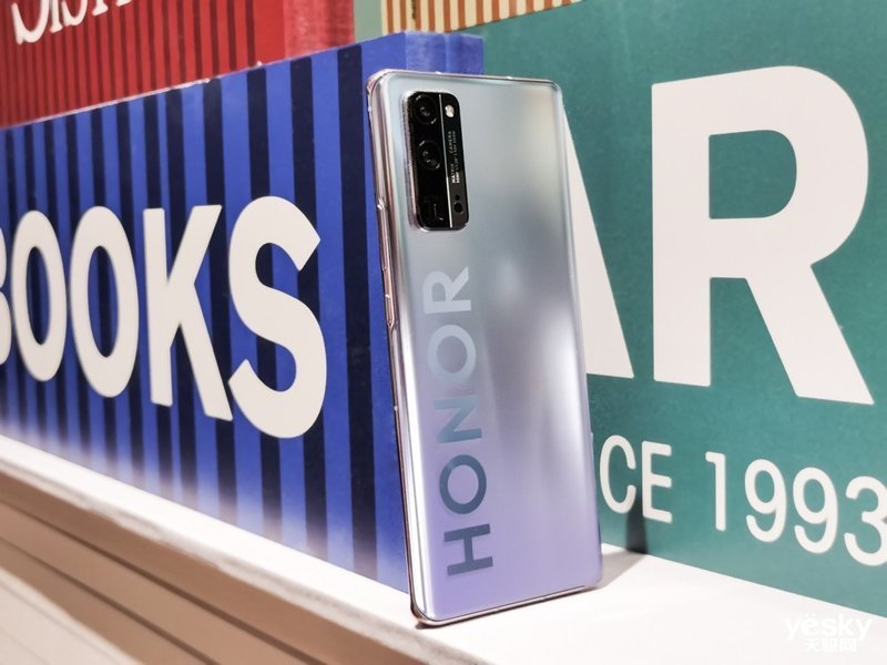 ��ҫ30 Pro(8GB/128GB/5G��)