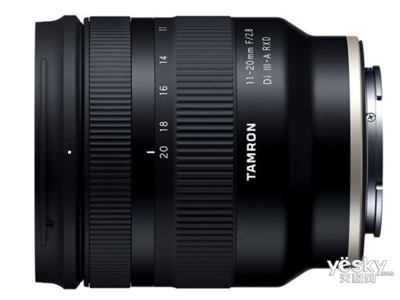 ����11-20mm f/2.8 Di III-A RXD