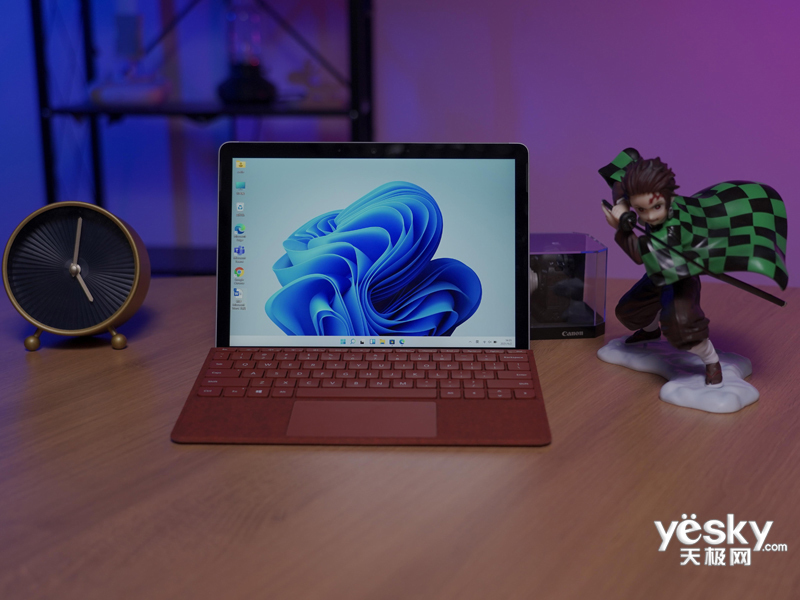 ΢��Surface Go 3(���� 6500Y/8GB/128GB/����)