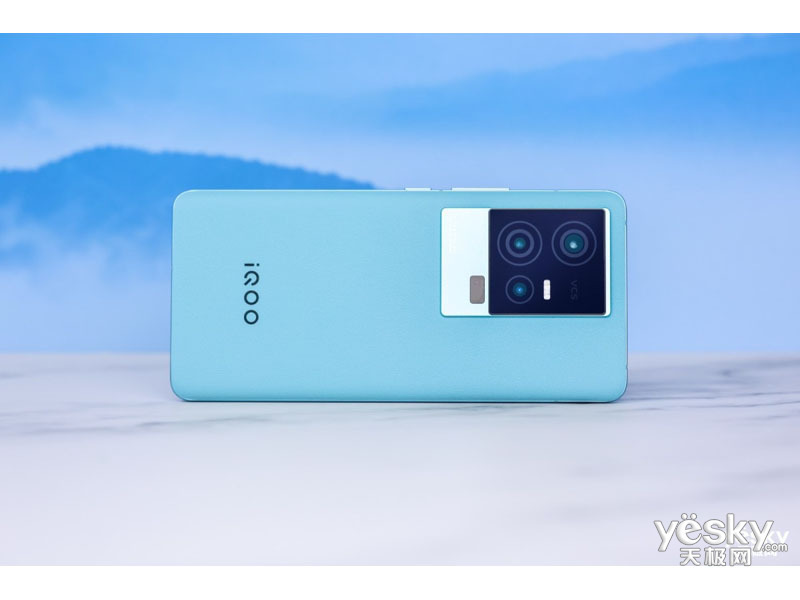 iQOO 11S(16GB/1TB/ȫ��ͨ/5G��)